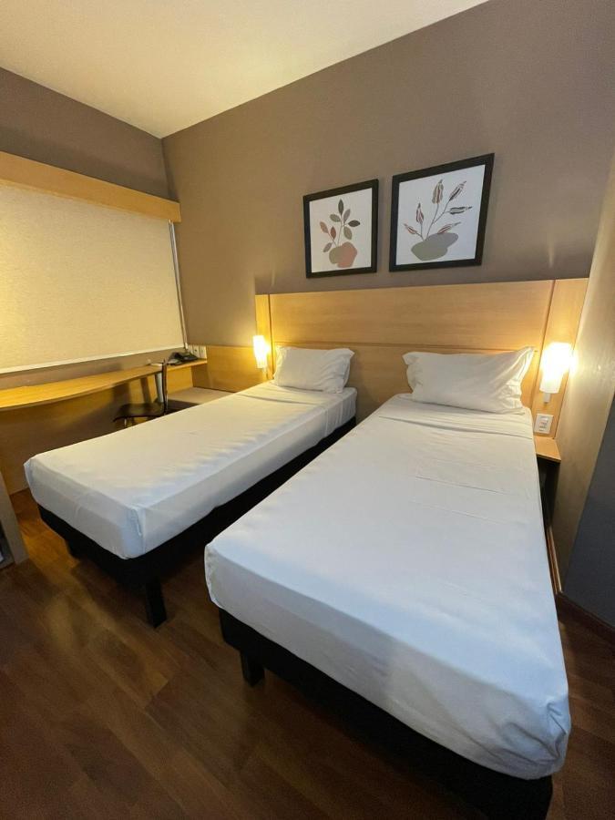 Hotel Oeste Plaza Andradina Extérieur photo